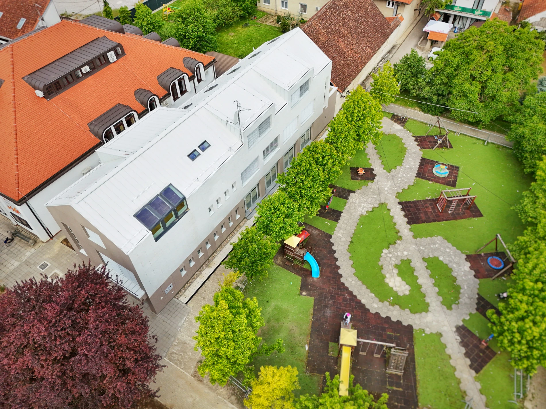 Glazbena škola Ferdo Livadić - DOMinvest
